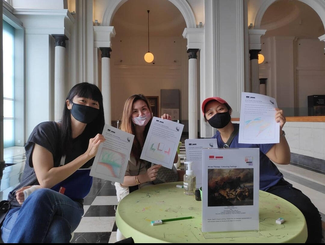 Light To Night Festival (2021), National Gallery Singapore, conceptualised & facilitated 2 art-as-therapy booths